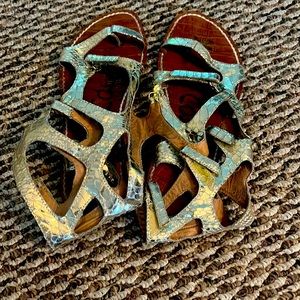 Sam Edelman Garland gladiator gold sandals size 9